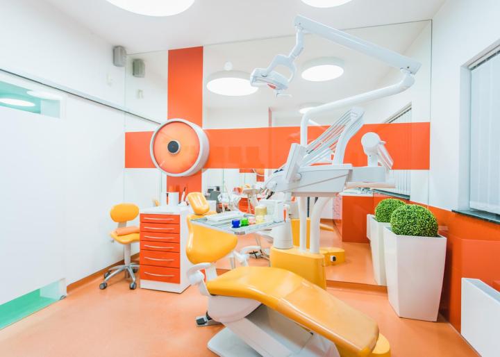 Dentalna medicina Ereš 7